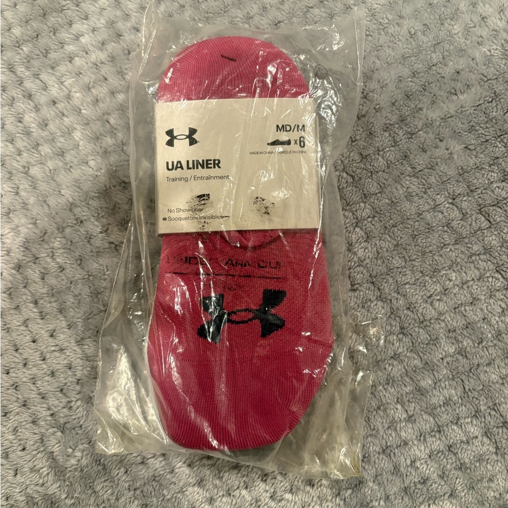 NWT Under Armour Essential Ultra Low Socks | Size: Medium